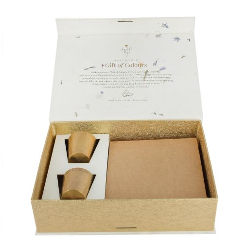 natural and artistic